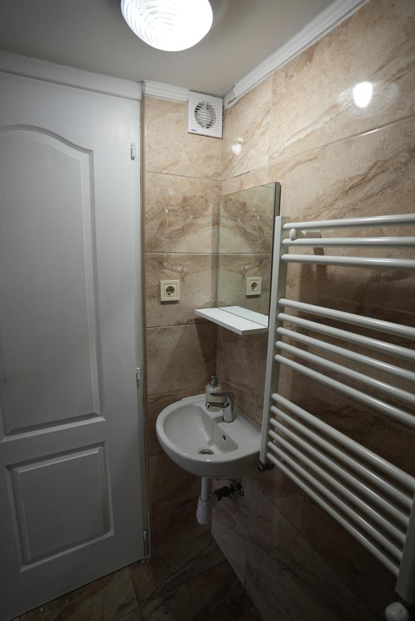 Center Hostel And Guest House Budapest Exterior foto