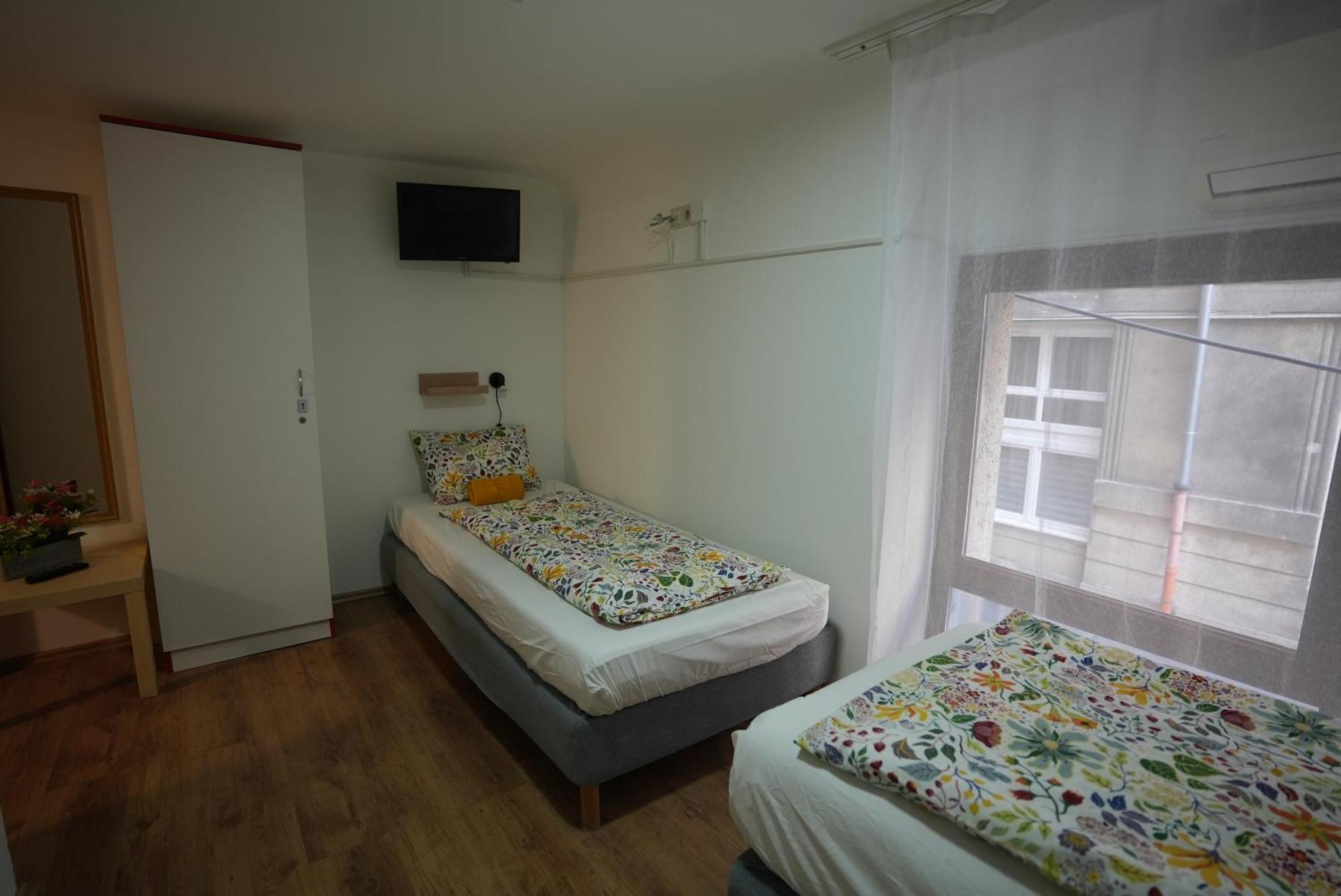 Center Hostel And Guest House Budapest Exterior foto